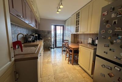 Casă cu 6 camere cu Teren 1200 Mp în Central - 3