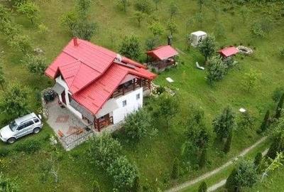 Casă cu 4 camere în Central - 3