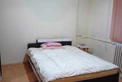 Apartament cu 4 camere semidecomandat în Gorjului - 11