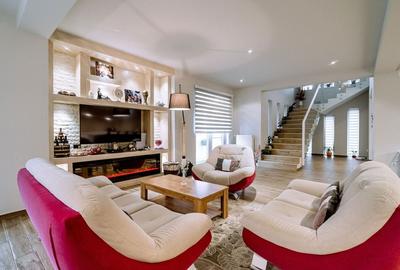Vilă Sântandrei, 5 camere, SCD 321 mp. 350.000 EUR. Comision 0 - 2