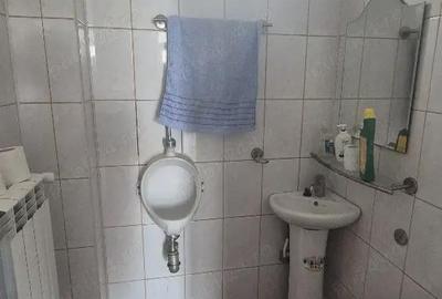 Spațiu comercial, de 90 mp, în Central - 2