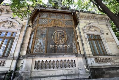 Casă individuală cu 15 camere cu Canalizare în Central - 1