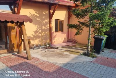 Casă cu 10 camere cu Canalizare în Teișori - 30