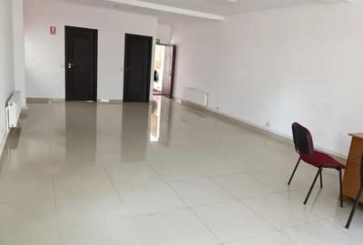 Spatiu de inchiriat, 65mp Spatiu de inchiriat, 65mp - 3