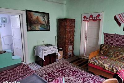 Casă cu 3 camere cu Teren 90 Mp în Central