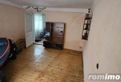7 Noiembrie - Vanzare casa 3 camere - Str. Kos Karoly - 2