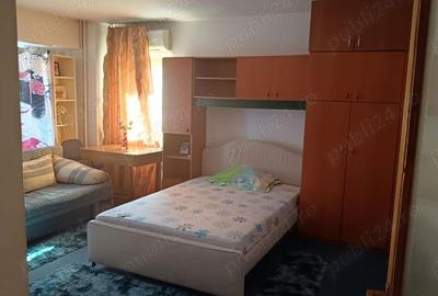 De Inchiriat Garsoniera Unirii - Nerva Traian sect 3 - 1