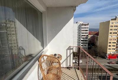 Apartament cu 2 camere semidecomandat în Mihai Viteazul