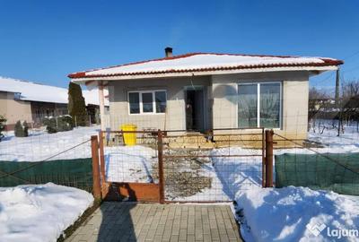 Casă cu 4 camere cu Teren 1800 Mp în Central - 4