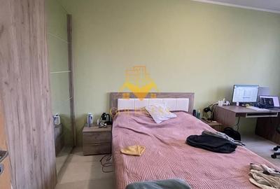 Apartament cu 2 camere semidecomandat, mobilat în Central