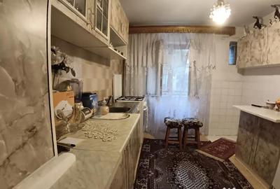 Apartament cu 3 camere decomandat în George Enescu - 8