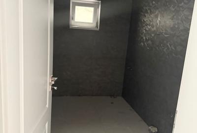 Casă individuală cu 4 camere cu Teren 300 Mp în Malu Mare - 9