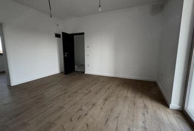 Apartament cu 3 camere semidecomandat în Remetea Mare - 1