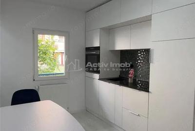Apartament cu 2 camere decomandat în Central - 4