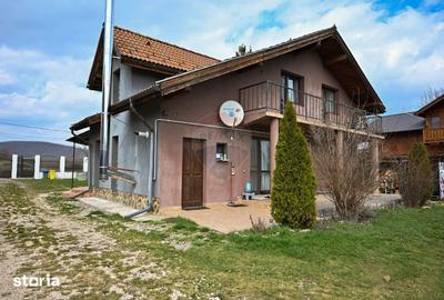 Casă cu 4 camere cu Teren 1000 Mp în Mănești - 9