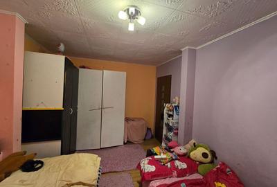 Apartament cu 3 camere decomandat, mobilat în Dâmbovița - 8