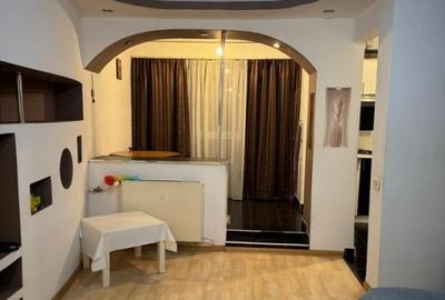 Titan, Minis | Garsoniera | Bloc Mixt | Balcon | Parter | Metrou 4min - 2