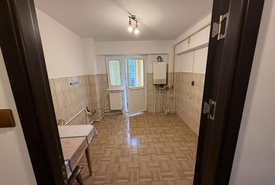 Apartament cu 3 camere decomandat în Central - 16