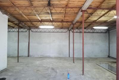 Casă cu 4 camere cu Teren 1438 Mp în Vărsătura - 34