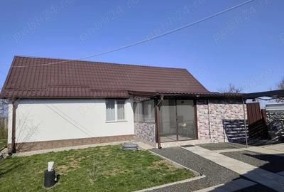 Casă cu Teren 1667 Mp în Alioș - 1