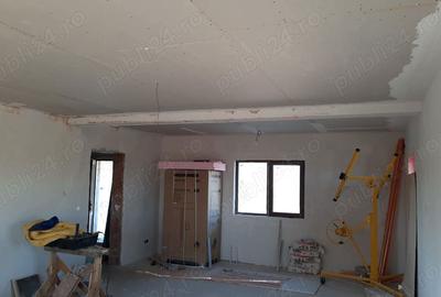 Casă cu 4 camere cu Teren 750 Mp în Novaci - 10