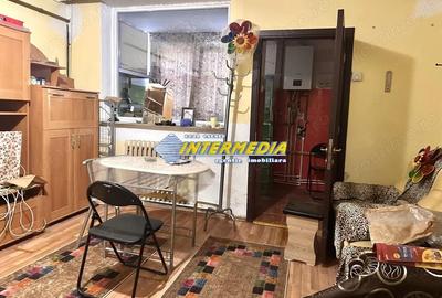 Garsoniera de inchiriat in Centru Alba Iulia mobilata - 2