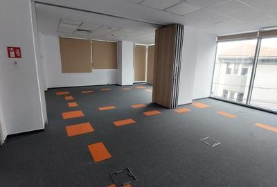 Bd. Mamaia, spatiu birouri 193 mp., cladire reprezentativa - 1