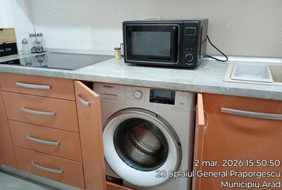 Garsonieră decomandată în Central