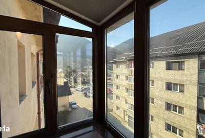 Apartament cu 4 camere decomandat în Central - 4