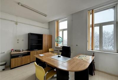 Cabinet medical de inchiriat de 57 mp, aflat in Centru - Reghin - 2