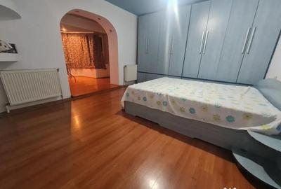 Apartament cu 3 camere decomandat în Buzaului - 8