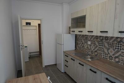Garsonieră decomandată în Central - 6