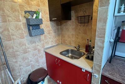 Apartament cu 3 camere în Uiești - 8