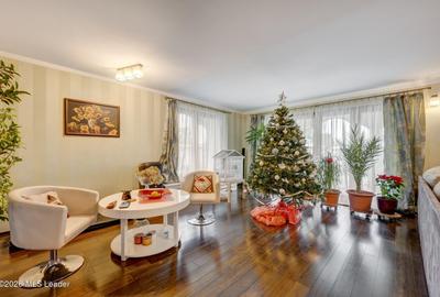 Casă individuală cu 11 camere cu Canalizare în Mogoșoaia - 3