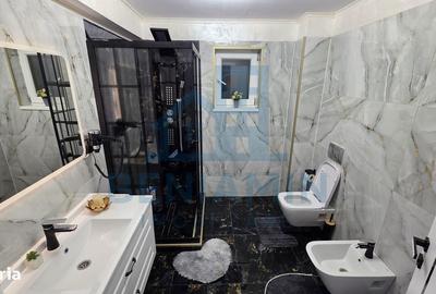 Casă cu 5 camere cu Teren 334 Mp în Central - 2