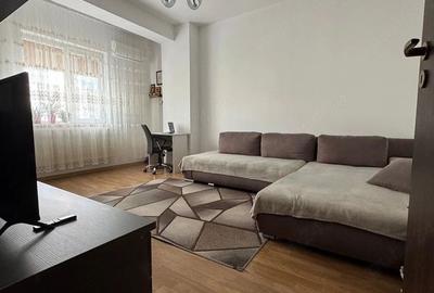 Apartament cu 2 camere decomandat, mobilat în Păcii