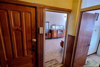 Apartament cu 3 camere decomandat în Central - 12