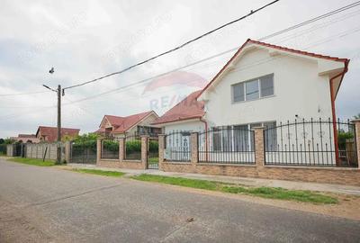 Casa cu 4 camere de vanzare in Santandrei - 3