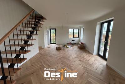 Casa individuala 120mp Teren 360mp Loc parcare terasa si curte generoasa Rediu - 2