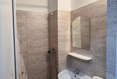 Garsonieră decomandată în Berceni - 2