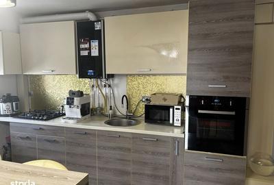 Apartament cu 3 camere decomandat în Breasta - 3