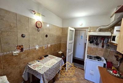 Apartament cu 2 camere semidecomandat în George Enescu