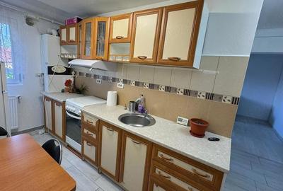 Apartament cu 2 camere decomandat în Girocului - 2