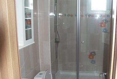 Inchiriez apartament 2 camere