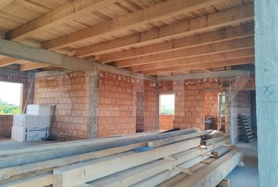 Casa Individuala de vanzare, 3 camere, 120 mp, zona Aerodrom - 7
