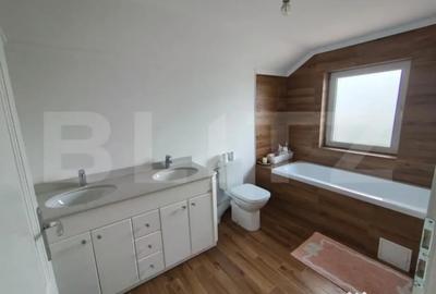 Casă cu 4 camere cu Teren 657 Mp în Sântandrei - 1