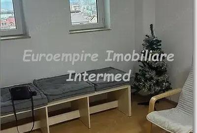 Spațiu comercial, de 65 mp, în Delfinariu - 2