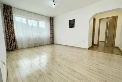 Oportunitate 2 camere bulevardul Decebal vis-a-vis ?coala Elena Cuza - 1