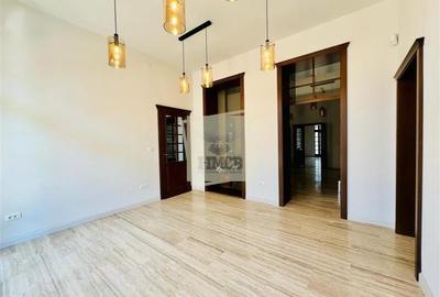 Birou, de 150 mp, în Central - 4