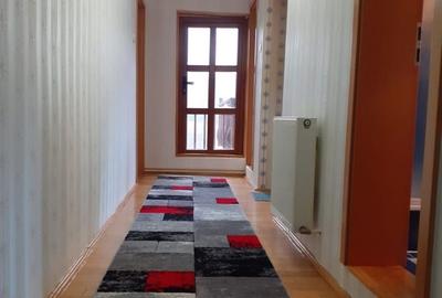 Vila Cu Priveliste Catre Castel De Vanzare In Bran - 23